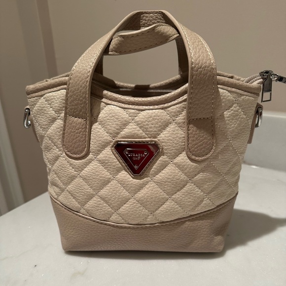 Luradsa Cream and Beige Quilted Tote Bag NWOT - Picture 3 of 9